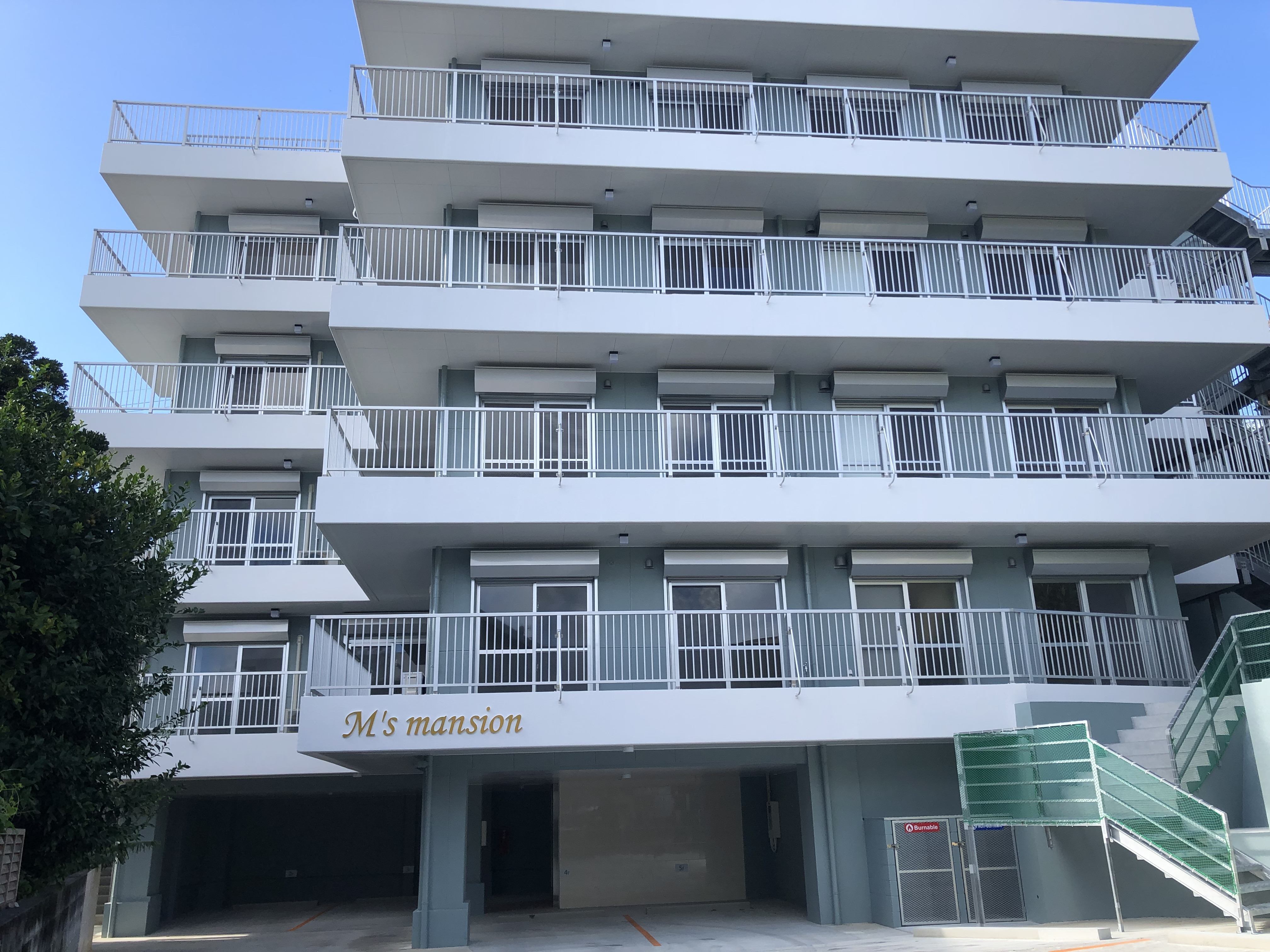 M's Mansion