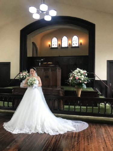 卒業生の結婚式が鎌倉教会で行われました