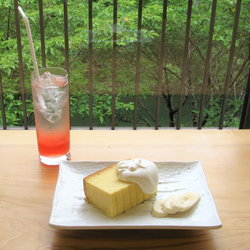CAFEタイム始めます