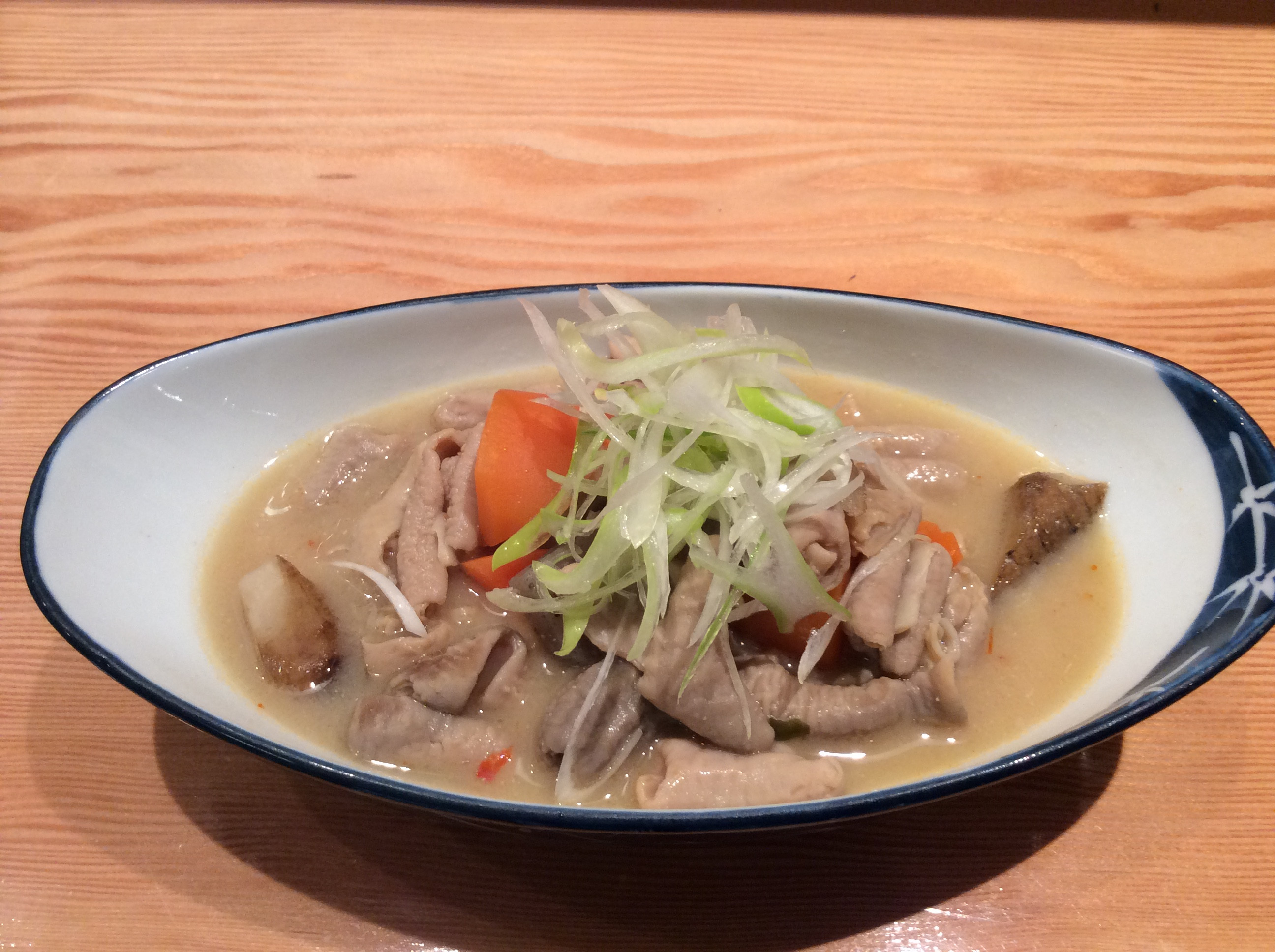特製モツ煮込み(一品料理)