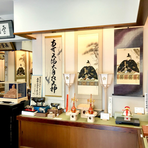 天神様の展示販売を開始いたしました。お越しをお待ちしております。