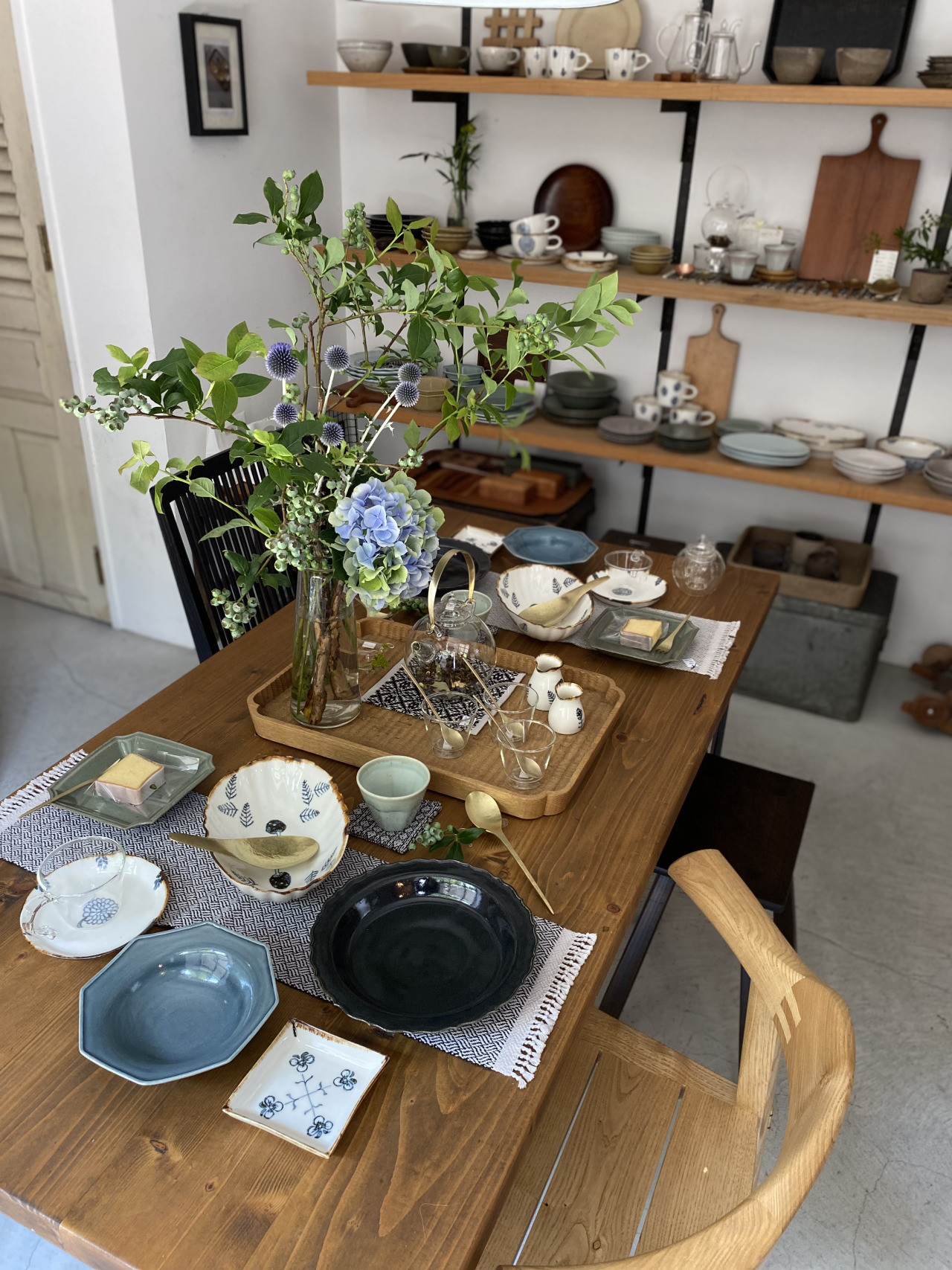 開催中『hisoca 』6/23~7/3の企画展「初夏のテーブル」