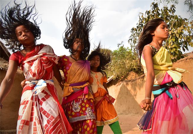 アディワシ~大地と生きる人々　Adivasi-The tribes Living with the Earth