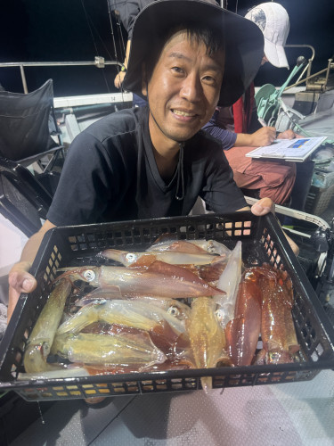 加賀沖アカイカ釣り🦑