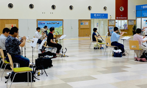 生演奏でBGM♪