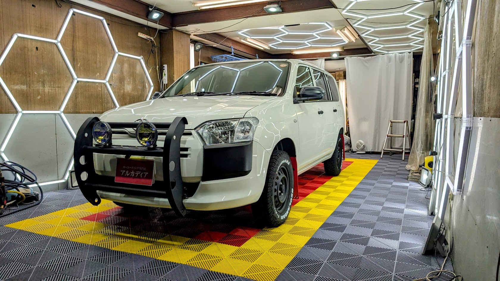 トヨタ・プロボックス(新車コース)G'ZOXガードグレイズ、プライムビュー全面 東京都板橋区からお越しいただきました