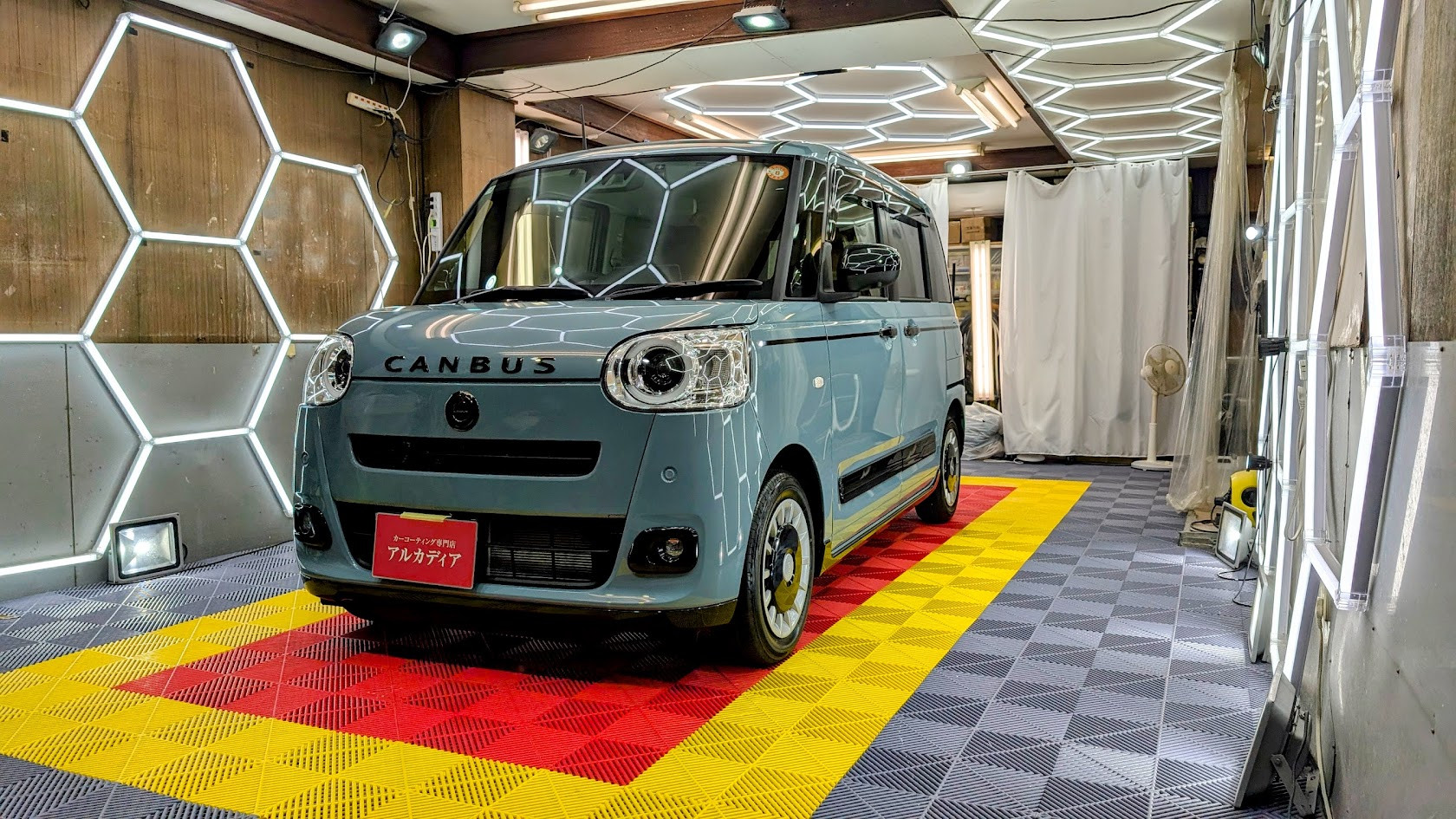 ダイハツ・ムーヴキャンバス(新車コース) アンビエントガラスコーティング 埼玉県朝霞市からお越しいただきました