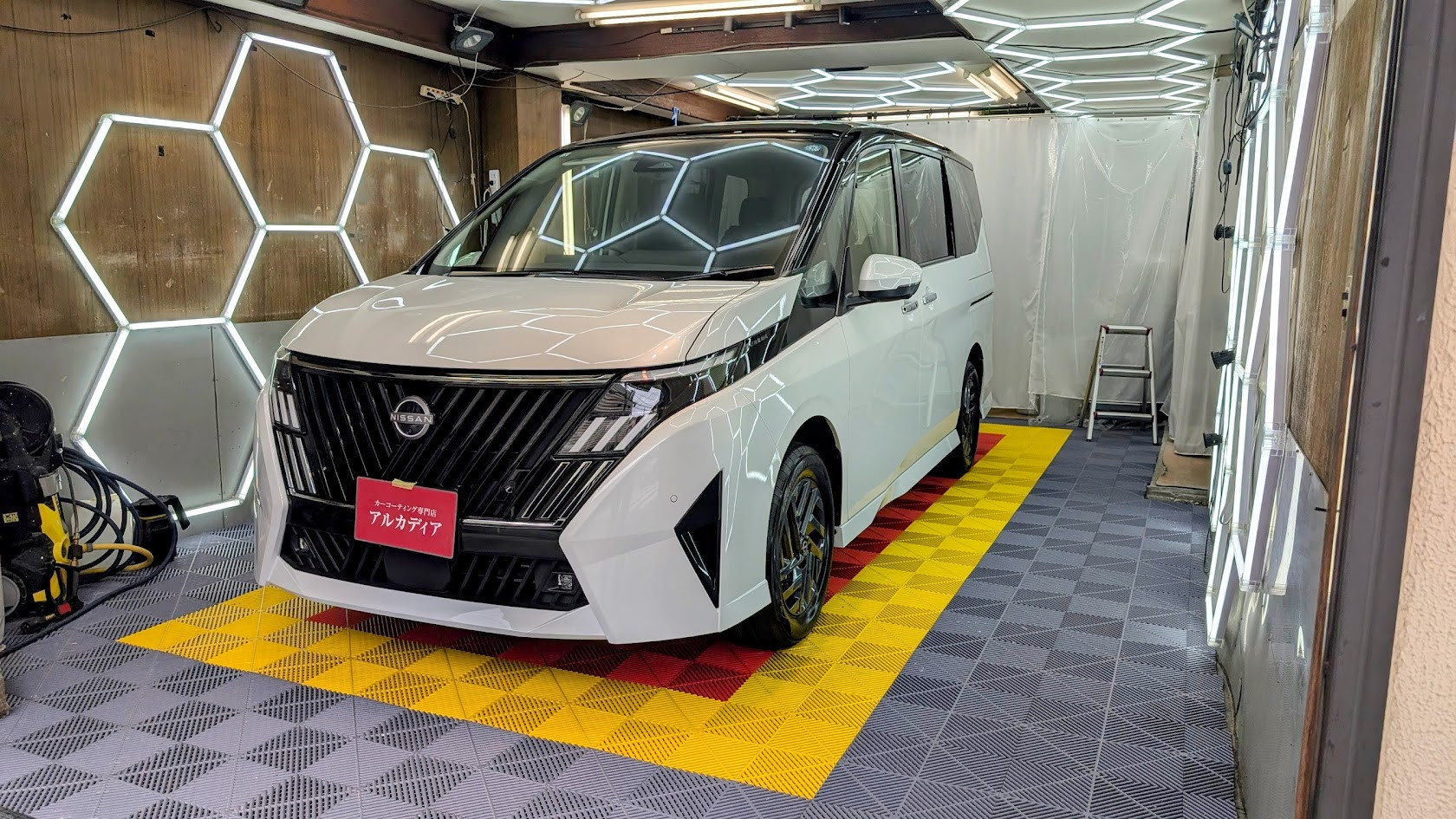 日産・セレナ(新車コース) トヨタ・ヴォクシー(新車コース) G’ZOXガードグレイズ 東京都板橋区からお越しいただきました