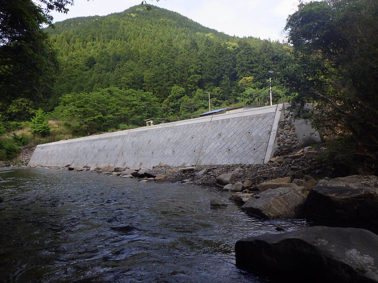 R7波土　山河内谷川　美波・山河内　河川工事.JPG