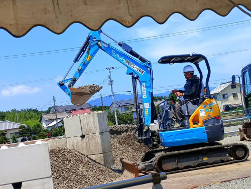 ユンボ実技小さい.JPG