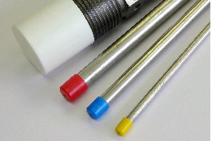 原材料に軟性のある低密度ポリエチレンを使用。
