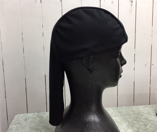 吸汗速乾帽子（スースー帽子）の装着側面画像です。