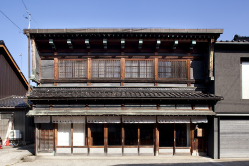 店舗の外観です。