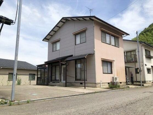 河北郡津幡町 字太田（津幡駅） 2階建 ４ＳＬＤＫ