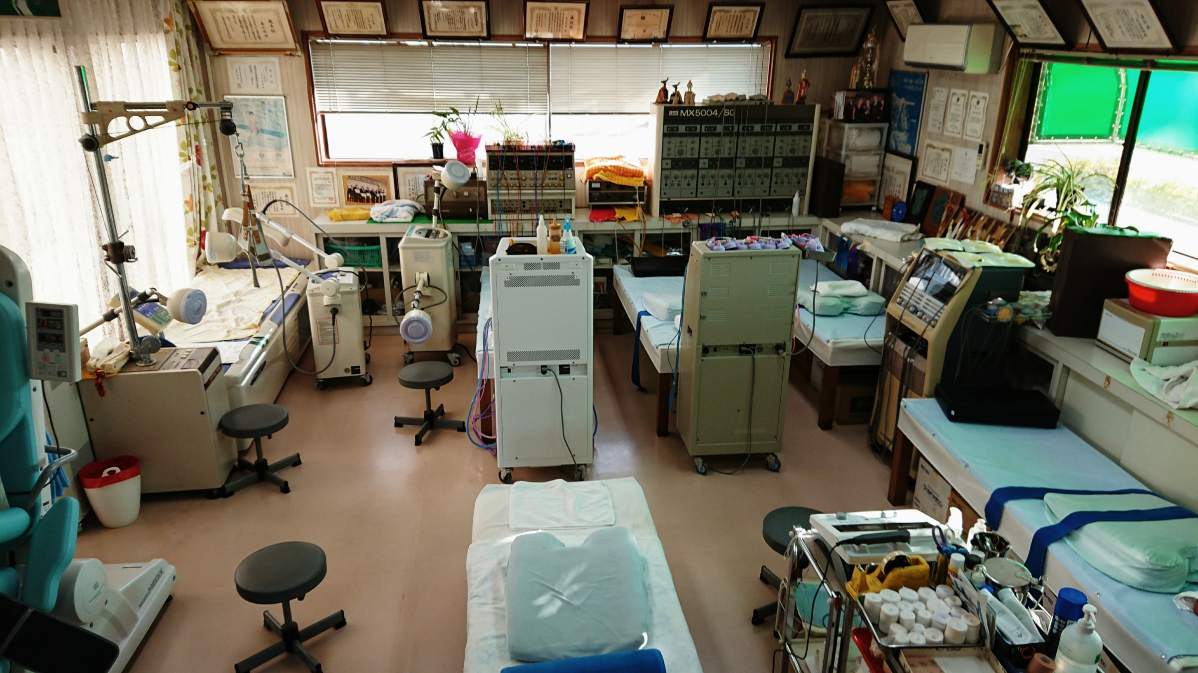 「最新医療機器」を設備しています、今年１０月より、石川県で初めての「最新医療機器」を導入致しました