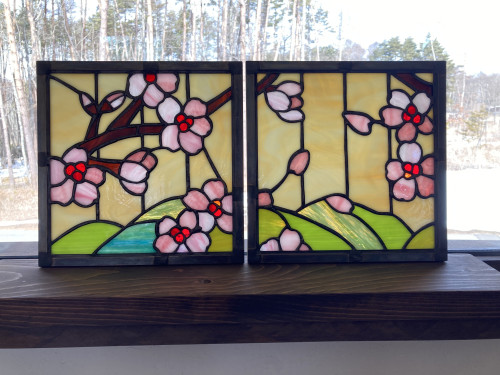 「桜」と「紅葉」の窓ができました