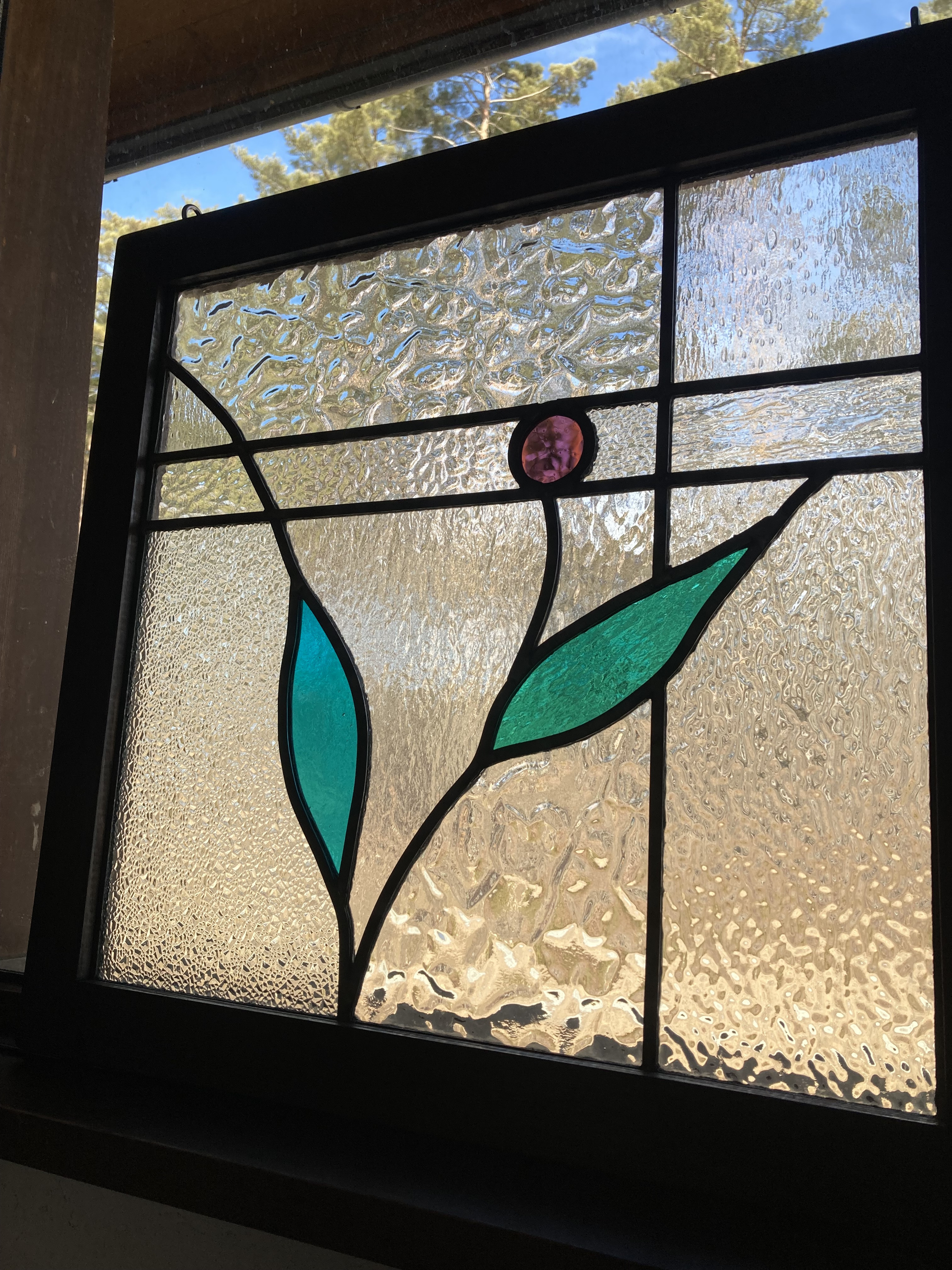 シンプルな４連の窓