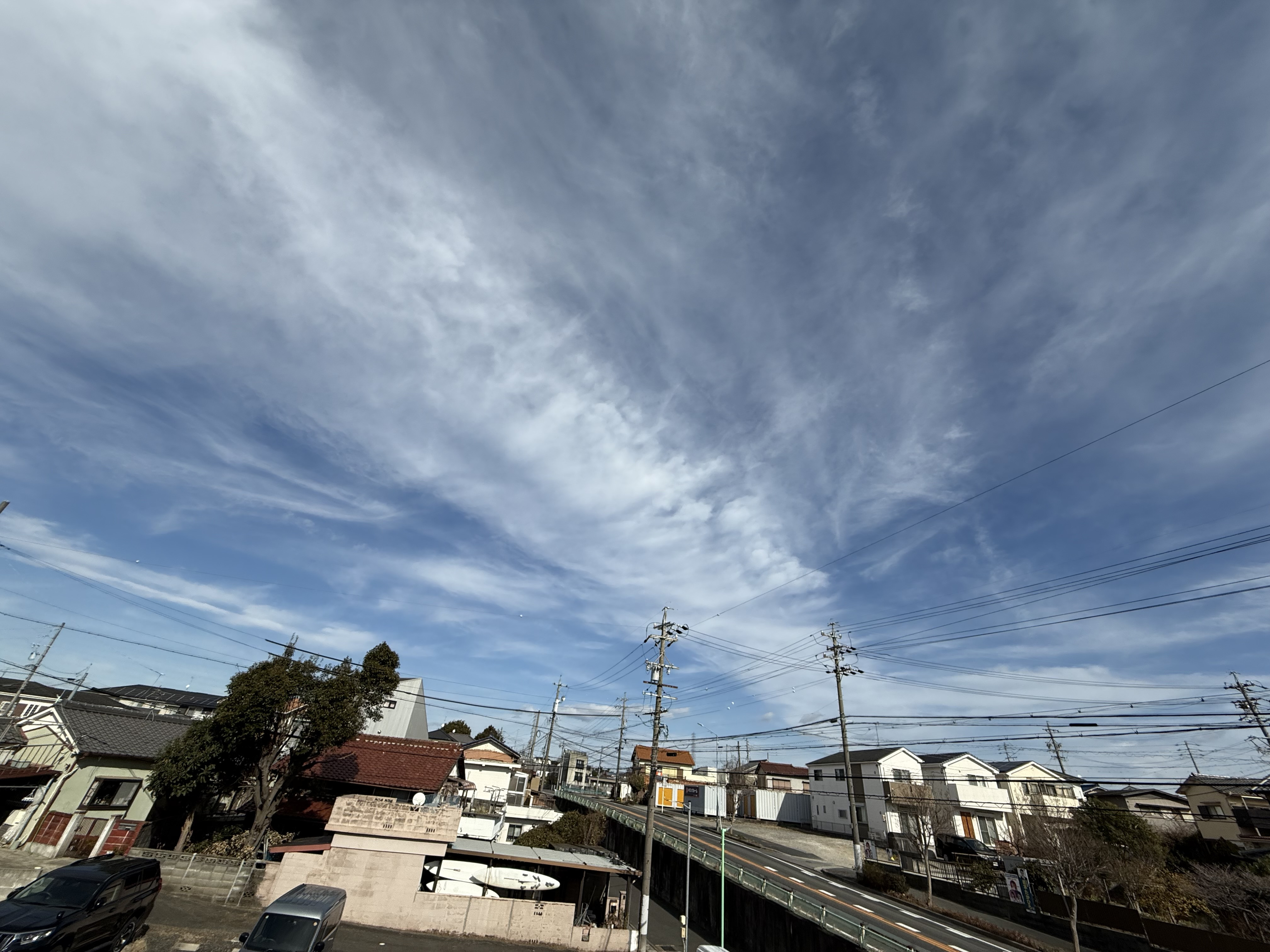 溝を埋めるのではなく、橋をかける