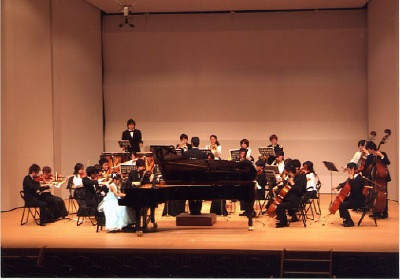 2005akinoconcert.jpg