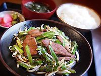 レバニラ炒め定食