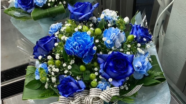 ブルーのお花も人気です