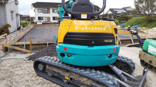 今回導入した機械（ユンボ）