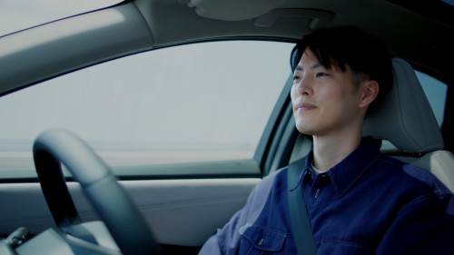 nissan_aria.jpg