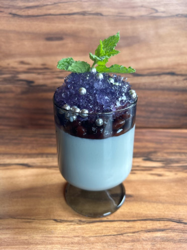 ★夏オシャレスウィーツ　AJISAI人気です(^_-)-☆