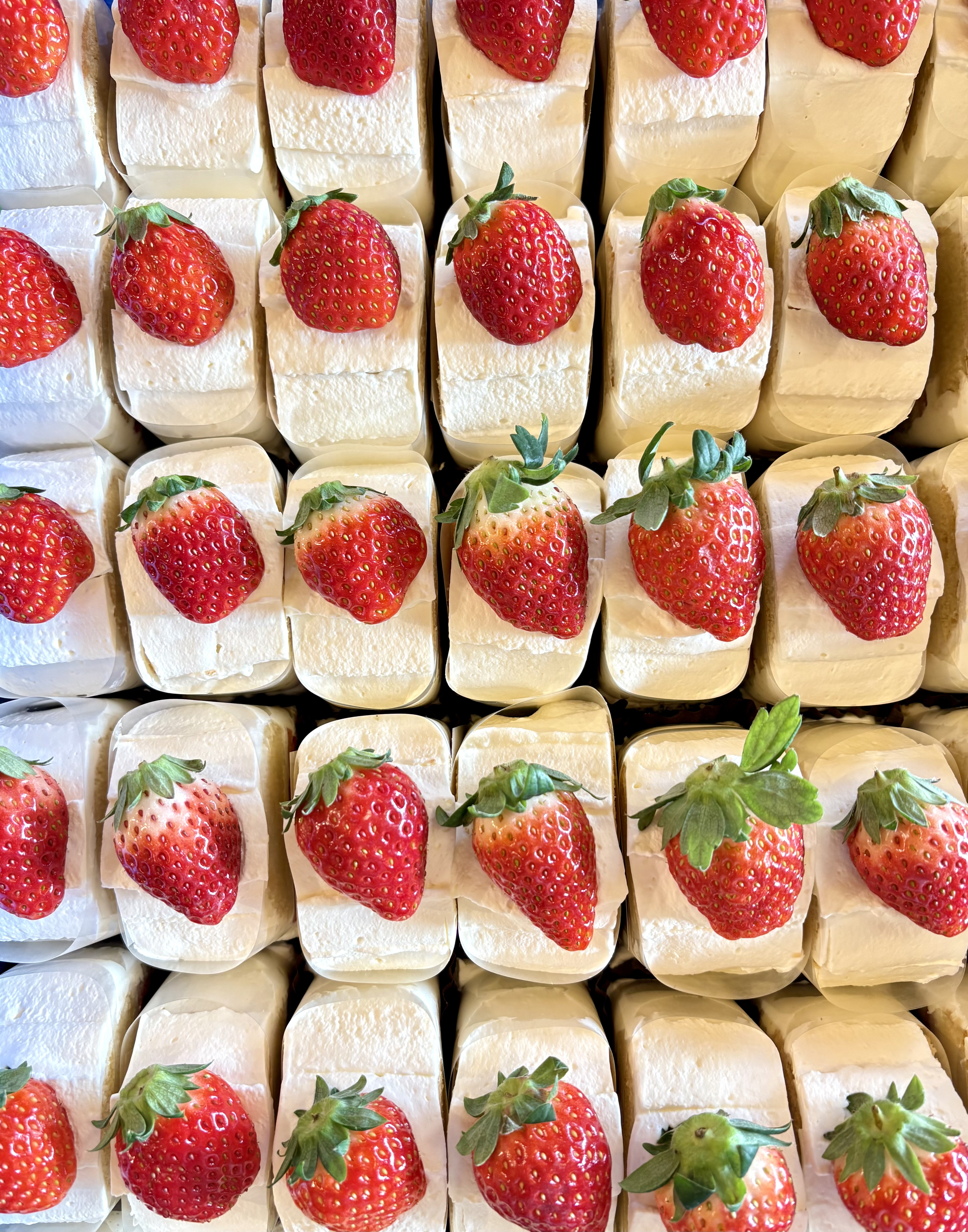 おおみそか⭐︎スイーツマーケット開催です