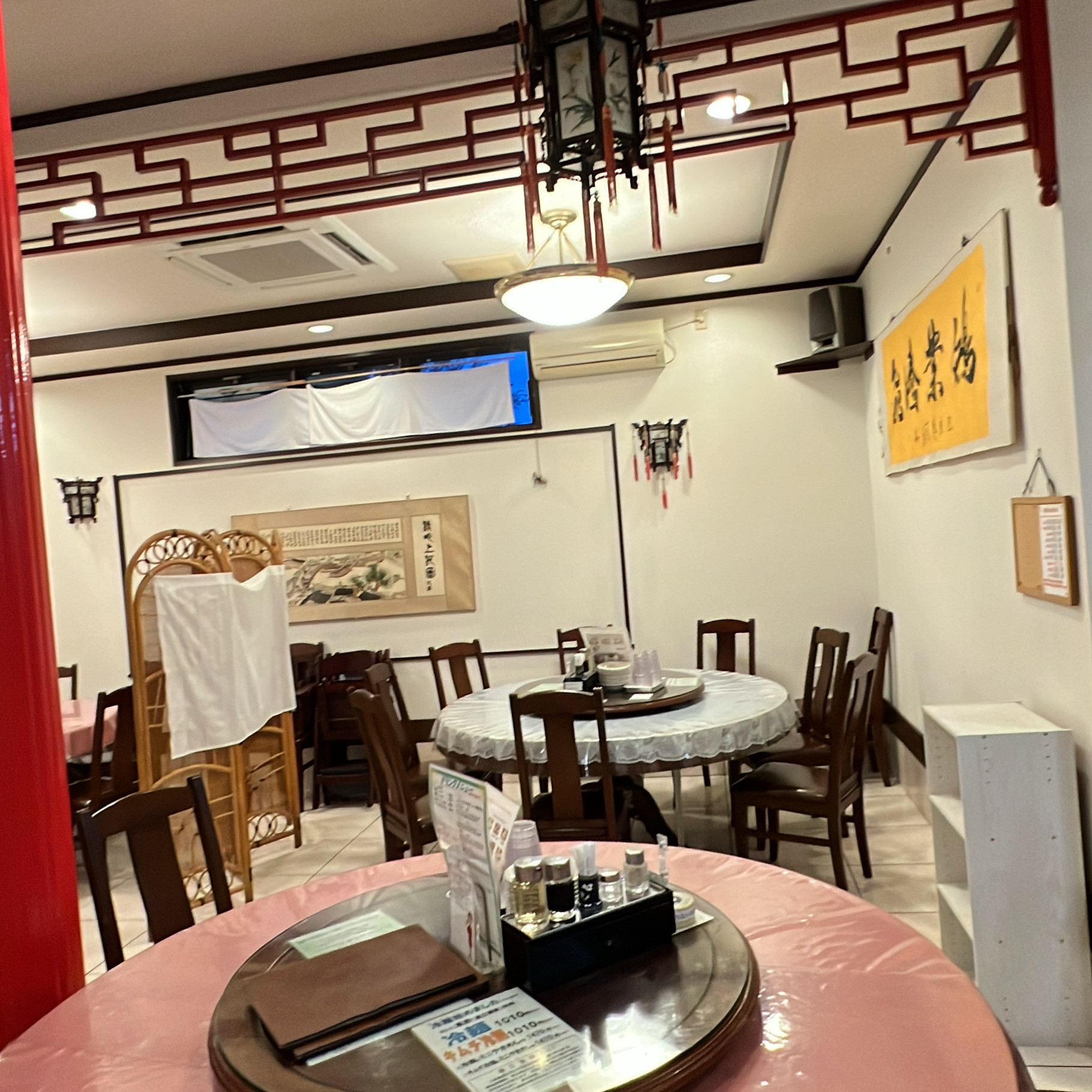 店内円卓3卓