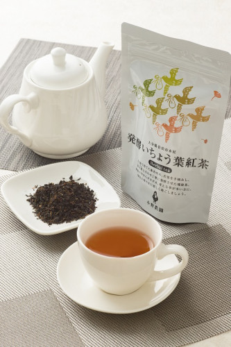 発酵いちょう葉紅茶　1,000円（税抜き）