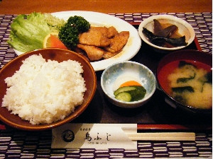 生姜焼き定食です。