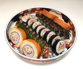 島根の山間を代表する焼き鯖寿司