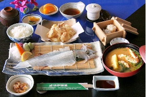 スペシャルいか活き造り定食　3,240円