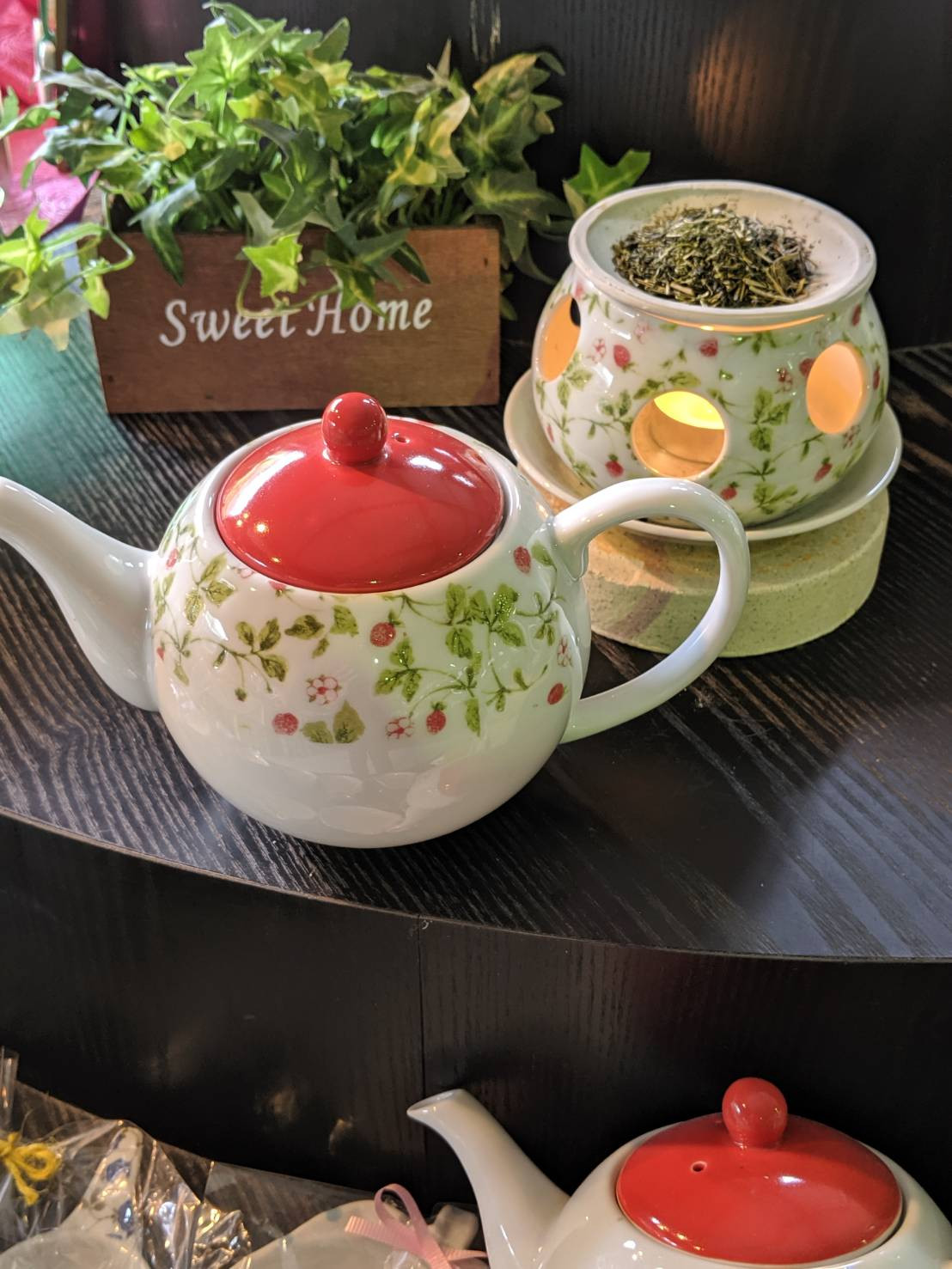 【茶香炉、スタイリッシュポット】