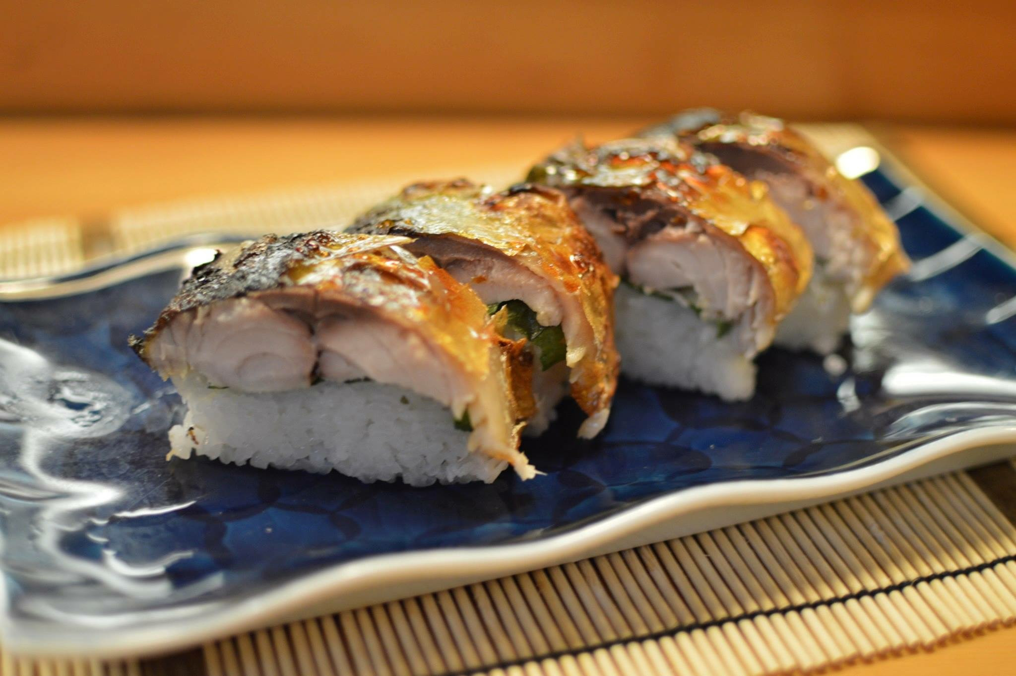grilled mackerel sushi 焼き鯖寿司