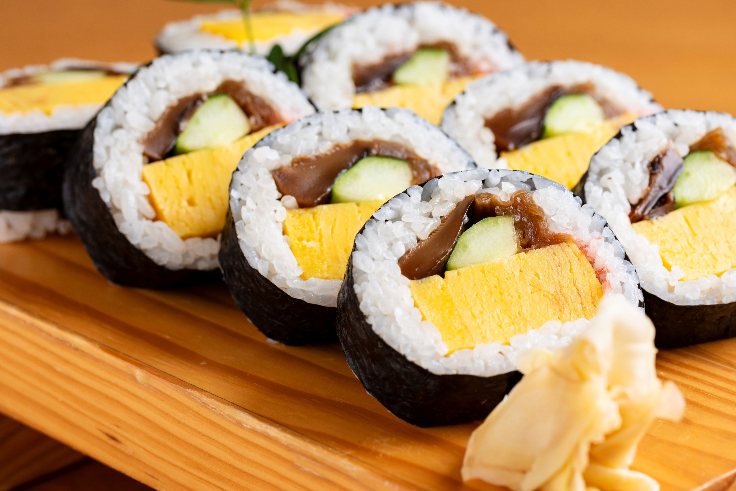 当店1番人気の巻きずし