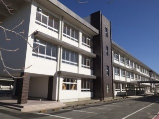 新栄小学校