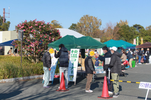 12月6日(日)開催の吉野ヶ里夢ロマン軽トラ市、無事終了しました。