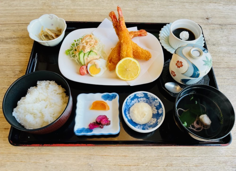エビフライ定食