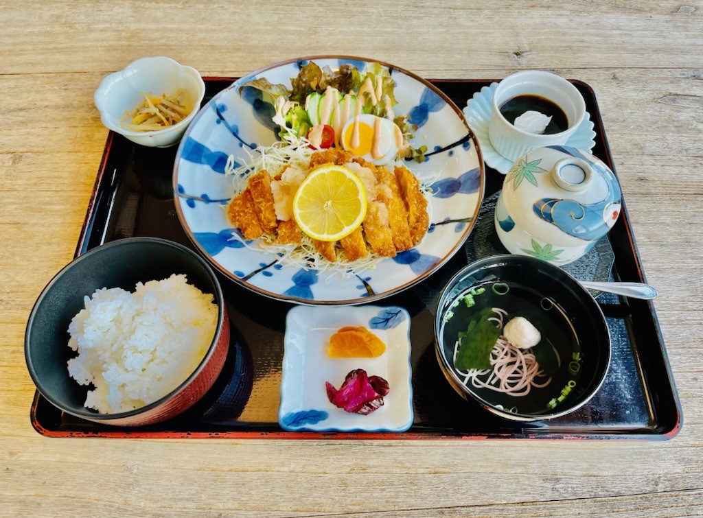 おろしカツ定食
