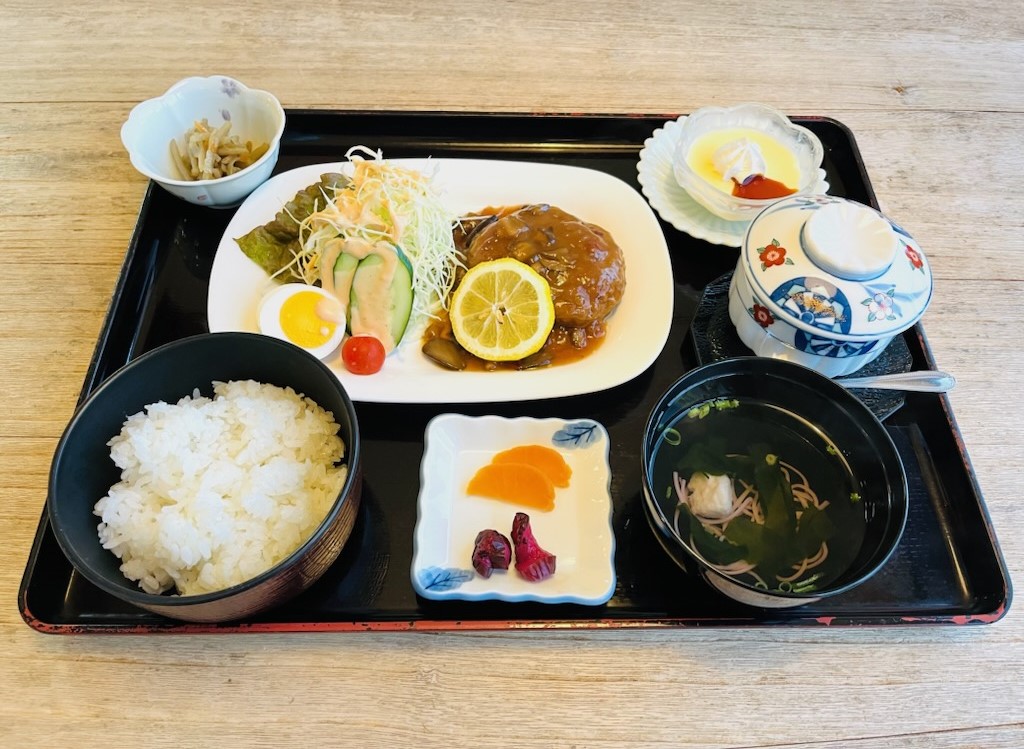 和風ハンバーグ定食