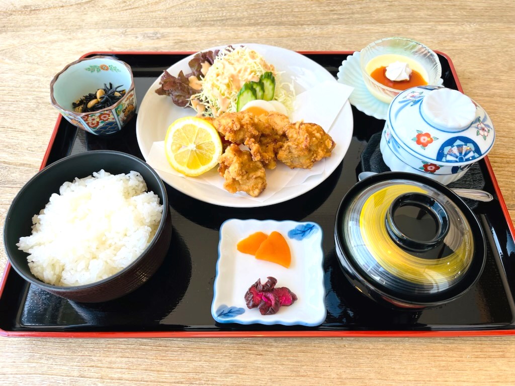 若鶏の唐揚げ定食