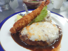海老フライとハンバーグ　サヴォア風.JPG