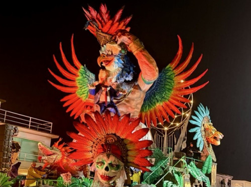 0207 Viareggio carnivale12(中).jpeg