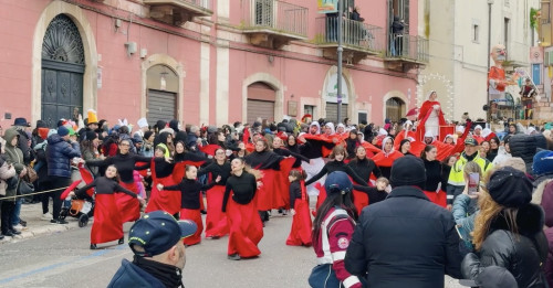 0215 Putignano Carnevare横5.jpg