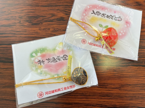 【女性部】新入学児童へお守りを寄贈しました！