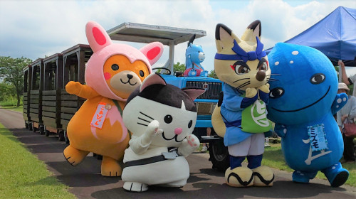こぐまちゃん号　ゆるキャラ集合写真.jpg