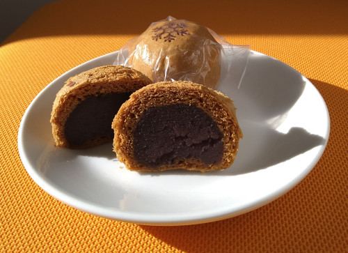 黒糖まんじゅう