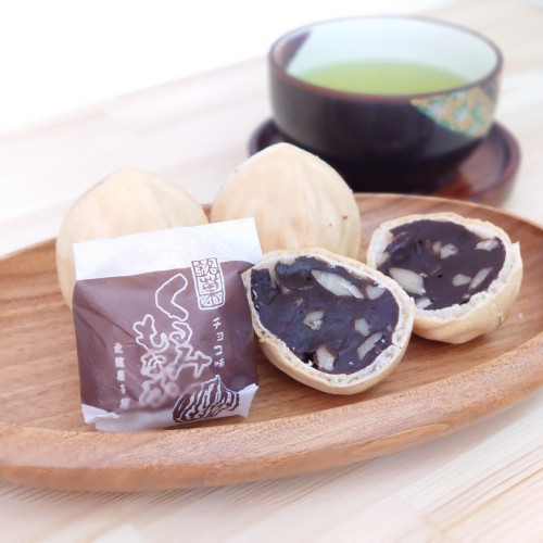 期間限定チョコ味くるみもなか